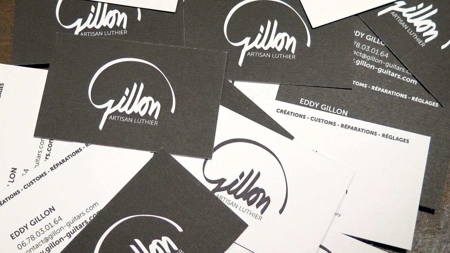 Cartes de visite noires et blanches de Gillon, artisan luthier