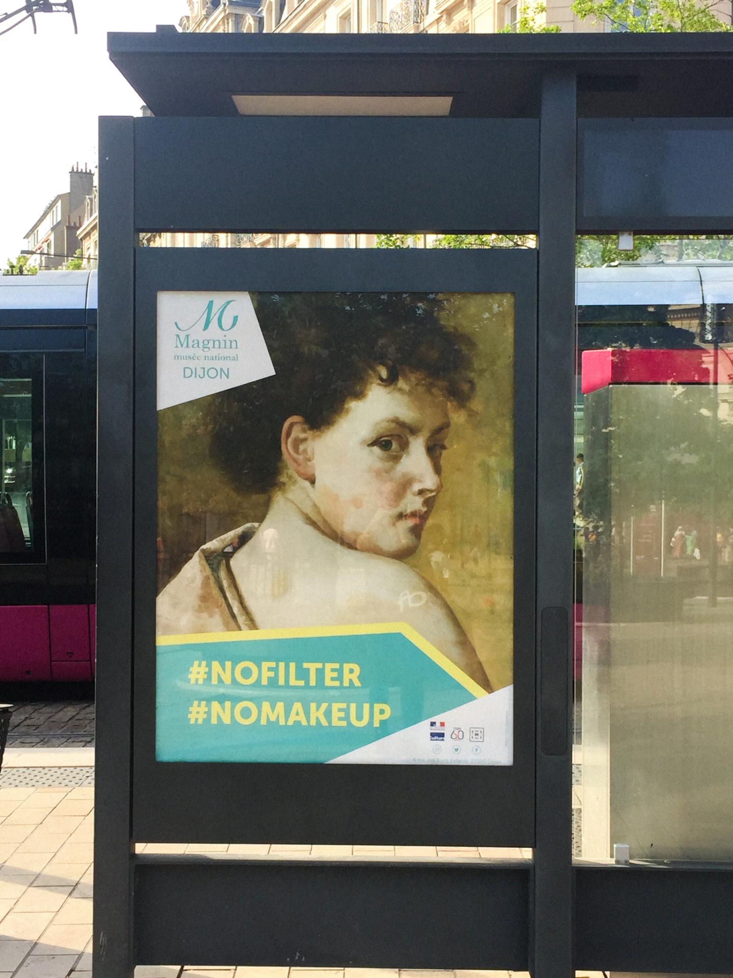 Campagne d'affichage du musée Magnin première affiche dans la rue